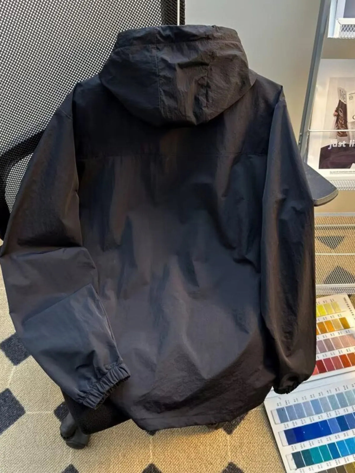 Plus Size Hooded Windbreaker — Men's Lightweight Jacket